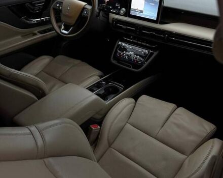 Серый Линкольн Corsair, объемом двигателя 2 л и пробегом 38 тыс. км за 30900 $, фото 14 на Automoto.ua