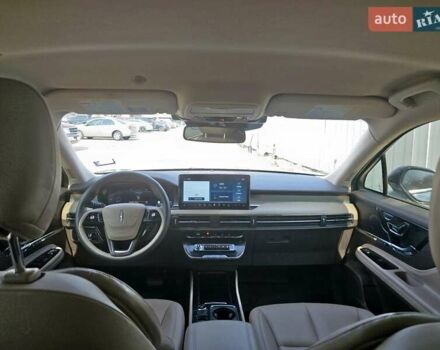 Серый Линкольн Corsair, объемом двигателя 2 л и пробегом 45 тыс. км за 8300 $, фото 8 на Automoto.ua