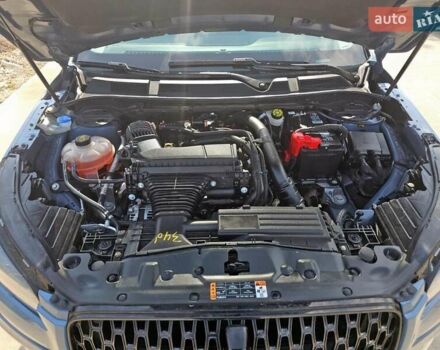 Серый Линкольн Corsair, объемом двигателя 2 л и пробегом 45 тыс. км за 8300 $, фото 6 на Automoto.ua