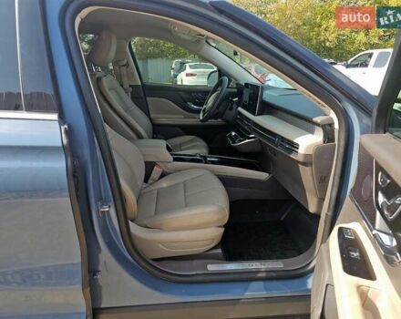 Серый Линкольн Corsair, объемом двигателя 2 л и пробегом 45 тыс. км за 8300 $, фото 4 на Automoto.ua