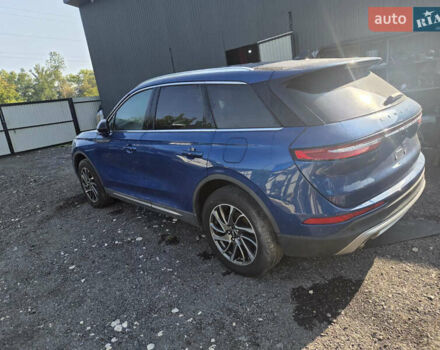 Синий Линкольн Corsair, объемом двигателя 2 л и пробегом 238 тыс. км за 16500 $, фото 2 на Automoto.ua