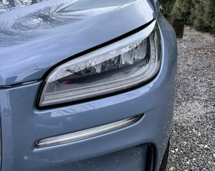 Синий Линкольн Corsair, объемом двигателя 2 л и пробегом 41 тыс. км за 29500 $, фото 6 на Automoto.ua