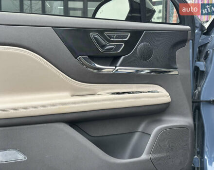 Синий Линкольн Corsair, объемом двигателя 0 л и пробегом 5 тыс. км за 38100 $, фото 21 на Automoto.ua