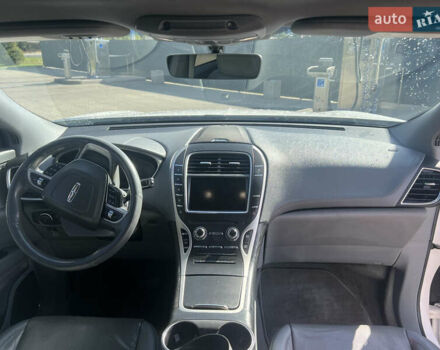 Линкольн Nautilus 2019 в Киеве на Automoto.ua Белый Линкольн Nautilus, объемом двигателя 2 л и пробегом 127 тыс. км за 26500 $, фото 13 на Automoto.ua