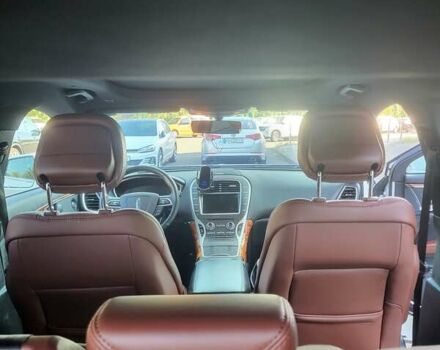 Белый Линкольн Nautilus, объемом двигателя 2 л и пробегом 72 тыс. км за 25000 $, фото 14 на Automoto.ua