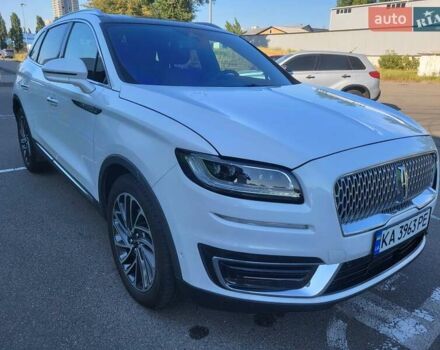 Белый Линкольн Nautilus, объемом двигателя 2 л и пробегом 72 тыс. км за 25000 $, фото 1 на Automoto.ua