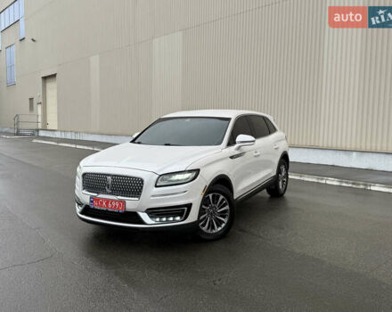 Белый Линкольн Nautilus, объемом двигателя 2.69 л и пробегом 104 тыс. км за 22000 $, фото 1 на Automoto.ua