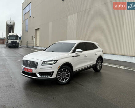 Белый Линкольн Nautilus, объемом двигателя 2.69 л и пробегом 104 тыс. км за 22000 $, фото 2 на Automoto.ua