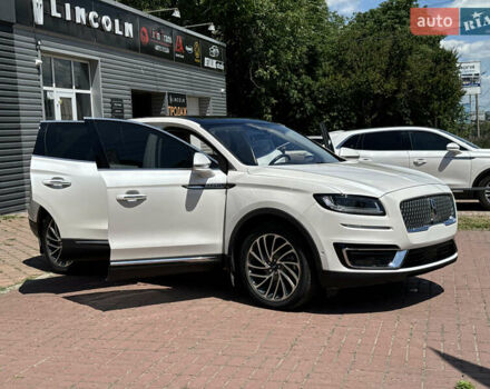 Белый Линкольн Nautilus, объемом двигателя 2 л и пробегом 120 тыс. км за 25500 $, фото 3 на Automoto.ua