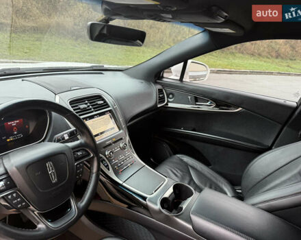 Белый Линкольн Nautilus, объемом двигателя 2.69 л и пробегом 104 тыс. км за 22000 $, фото 43 на Automoto.ua