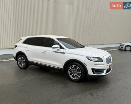 Белый Линкольн Nautilus, объемом двигателя 2.69 л и пробегом 104 тыс. км за 22000 $, фото 11 на Automoto.ua