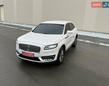 Белый Линкольн Nautilus, объемом двигателя 2.69 л и пробегом 104 тыс. км за 22000 $, фото 14 на Automoto.ua