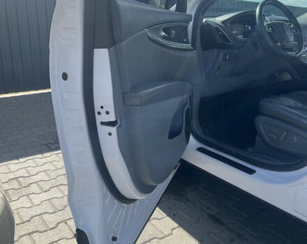 Линкольн Nautilus 2019 в Киеве на Automoto.ua Белый Линкольн Nautilus, объемом двигателя 2 л и пробегом 127 тыс. км за 26500 $, фото 18 на Automoto.ua