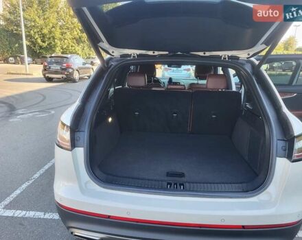 Белый Линкольн Nautilus, объемом двигателя 2 л и пробегом 72 тыс. км за 25000 $, фото 12 на Automoto.ua