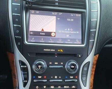 Белый Линкольн Nautilus, объемом двигателя 2 л и пробегом 72 тыс. км за 25000 $, фото 32 на Automoto.ua