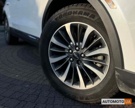 Белый Линкольн Nautilus, объемом двигателя 2 л и пробегом 86 тыс. км за 29000 $, фото 21 на Automoto.ua