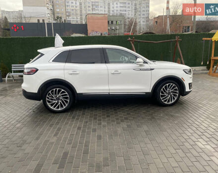 Белый Линкольн Nautilus, объемом двигателя 2 л и пробегом 160 тыс. км за 19999 $, фото 18 на Automoto.ua