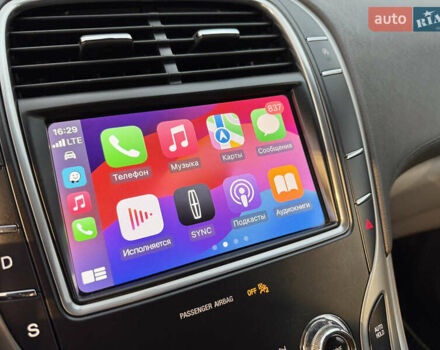 Белый Линкольн Nautilus, объемом двигателя 2 л и пробегом 35 тыс. км за 21500 $, фото 5 на Automoto.ua