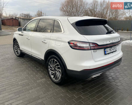 Белый Линкольн Nautilus, объемом двигателя 2 л и пробегом 160 тыс. км за 19999 $, фото 11 на Automoto.ua