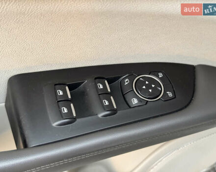 Белый Линкольн Nautilus, объемом двигателя 2 л и пробегом 35 тыс. км за 21500 $, фото 39 на Automoto.ua