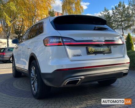 Белый Линкольн Nautilus, объемом двигателя 2 л и пробегом 86 тыс. км за 29000 $, фото 4 на Automoto.ua