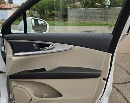 Линкольн Nautilus 2020 в Кривом Роге на Automoto.ua Белый Линкольн Nautilus, объемом двигателя 2 л и пробегом 34 тыс. км за 22000 $, фото 33 на Automoto.ua