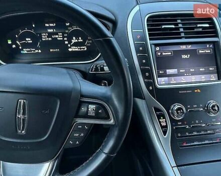 Білий Лінкольн Nautilus, об'ємом двигуна 2 л та пробігом 95 тис. км за 19900 $, фото 7 на Automoto.ua