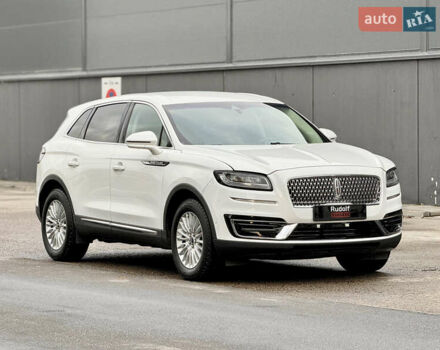 Белый Линкольн Nautilus, объемом двигателя 2 л и пробегом 35 тыс. км за 21500 $, фото 15 на Automoto.ua
