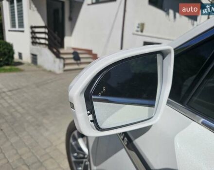 Белый Линкольн Nautilus, объемом двигателя 2 л и пробегом 30 тыс. км за 30000 $, фото 4 на Automoto.ua