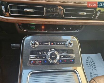 Белый Линкольн Nautilus, объемом двигателя 2 л и пробегом 30 тыс. км за 30000 $, фото 19 на Automoto.ua