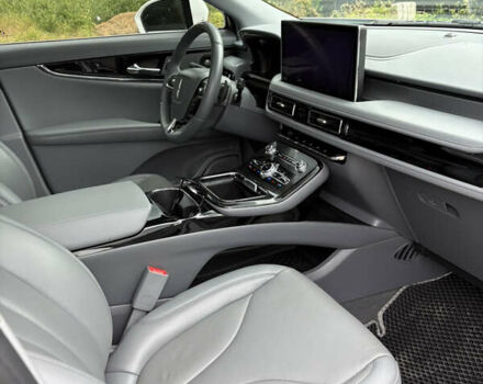 Белый Линкольн Nautilus, объемом двигателя 2 л и пробегом 21 тыс. км за 26000 $, фото 1 на Automoto.ua