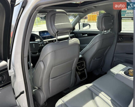 Белый Линкольн Nautilus, объемом двигателя 2 л и пробегом 21 тыс. км за 26000 $, фото 6 на Automoto.ua