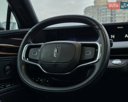 Білий Лінкольн Nautilus, об'ємом двигуна 2 л та пробігом 17 тис. км за 55500 $, фото 12 на Automoto.ua