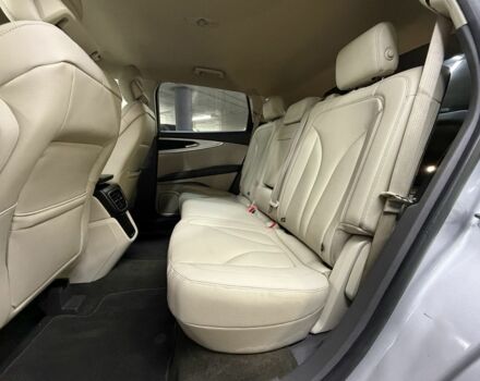 Бежевый Линкольн Nautilus, объемом двигателя 2 л и пробегом 153 тыс. км за 19900 $, фото 18 на Automoto.ua