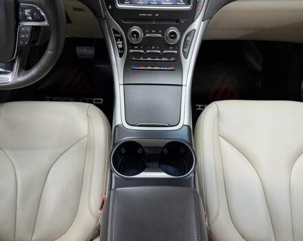 Бежевый Линкольн Nautilus, объемом двигателя 2 л и пробегом 153 тыс. км за 19900 $, фото 22 на Automoto.ua