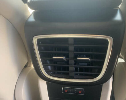 Бежевый Линкольн Nautilus, объемом двигателя 2 л и пробегом 116 тыс. км за 23900 $, фото 10 на Automoto.ua