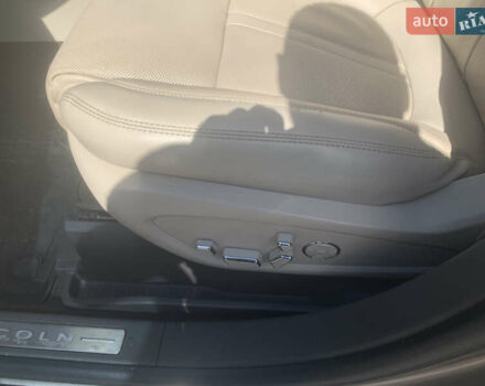 Бежевый Линкольн Nautilus, объемом двигателя 2 л и пробегом 116 тыс. км за 23900 $, фото 30 на Automoto.ua