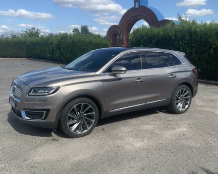 Бежевый Линкольн Nautilus, объемом двигателя 2 л и пробегом 116 тыс. км за 23900 $, фото 1 на Automoto.ua