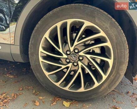 Линкольн Nautilus 2019 в Киеве на Automoto.ua Черный Линкольн Nautilus, объемом двигателя 2 л и пробегом 63 тыс. км за 34000 $, фото 21 на Automoto.ua