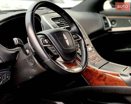 Чорний Лінкольн Nautilus, об'ємом двигуна 2 л та пробігом 62 тис. км за 18900 $, фото 9 на Automoto.ua