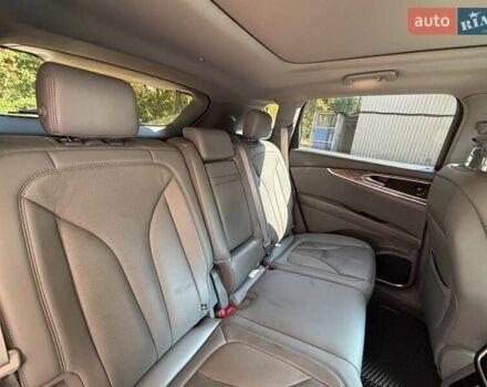 Линкольн Nautilus 2019 в Киеве на Automoto.ua Черный Линкольн Nautilus, объемом двигателя 2 л и пробегом 63 тыс. км за 34000 $, фото 11 на Automoto.ua