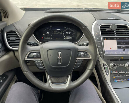 Черный Линкольн Nautilus, объемом двигателя 2.7 л и пробегом 42 тыс. км за 29999 $, фото 27 на Automoto.ua