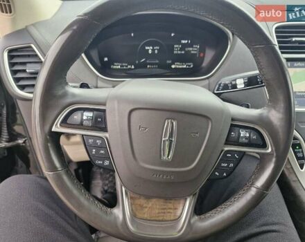 Черный Линкольн Nautilus, объемом двигателя 2 л и пробегом 70 тыс. км за 24999 $, фото 16 на Automoto.ua