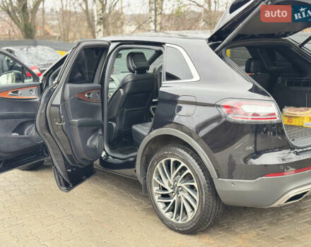 Черный Линкольн Nautilus, объемом двигателя 2 л и пробегом 41 тыс. км за 29000 $, фото 5 на Automoto.ua