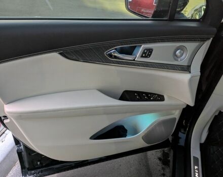 Черный Линкольн Nautilus, объемом двигателя 2.7 л и пробегом 111 тыс. км за 26700 $, фото 6 на Automoto.ua