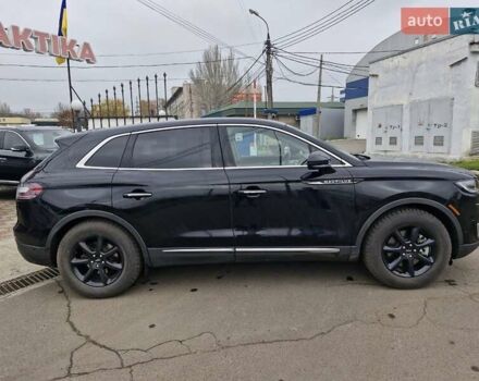 Черный Линкольн Nautilus, объемом двигателя 2 л и пробегом 70 тыс. км за 24999 $, фото 6 на Automoto.ua