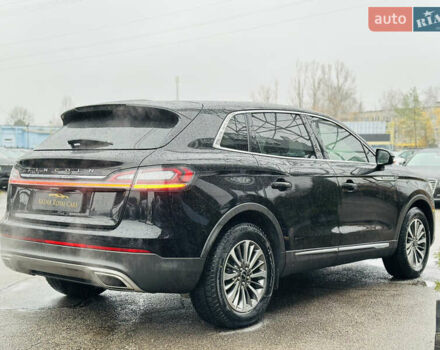 Черный Линкольн Nautilus, объемом двигателя 2 л и пробегом 55 тыс. км за 23500 $, фото 9 на Automoto.ua