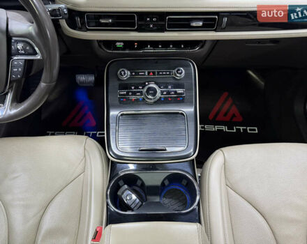 Чорний Лінкольн Nautilus, об'ємом двигуна 2 л та пробігом 107 тис. км за 24900 $, фото 27 на Automoto.ua