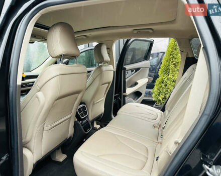 Черный Линкольн Nautilus, объемом двигателя 2 л и пробегом 55 тыс. км за 23500 $, фото 16 на Automoto.ua