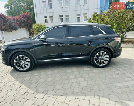 Черный Линкольн Nautilus, объемом двигателя 2 л и пробегом 104 тыс. км за 26800 $, фото 2 на Automoto.ua